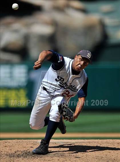 Thumbnail 3 in Beckman vs. South Hills (CIF SS D3 Final) photogallery.
