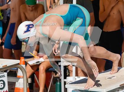 Thumbnail 3 in Husky Invitational photogallery.