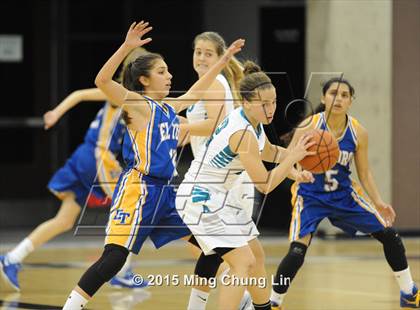 Thumbnail 2 in El Toro @ Aliso Niguel photogallery.