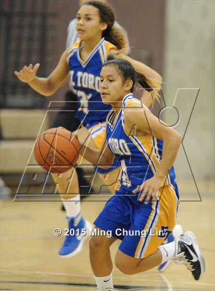Thumbnail 3 in El Toro @ Aliso Niguel photogallery.