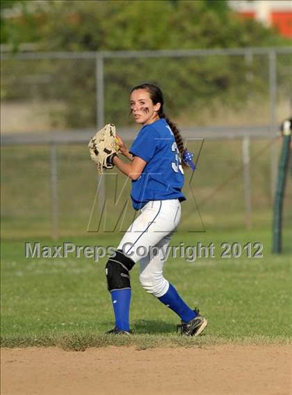 Thumbnail 3 in Bear River vs. Benicia (CIF SJS D3 Playoffs) photogallery.
