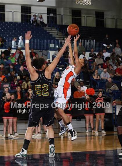 Thumbnail 2 in Hoover vs Hillsboro (T- Mobile Invitational) photogallery.