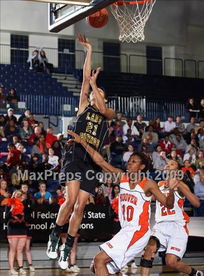 Thumbnail 3 in Hoover vs Hillsboro (T- Mobile Invitational) photogallery.