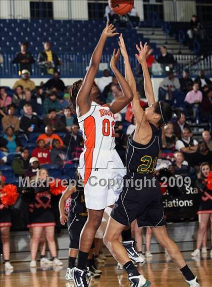 Thumbnail 2 in Hoover vs Hillsboro (T- Mobile Invitational) photogallery.