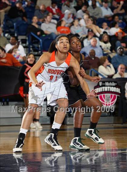 Thumbnail 2 in Hoover vs Hillsboro (T- Mobile Invitational) photogallery.