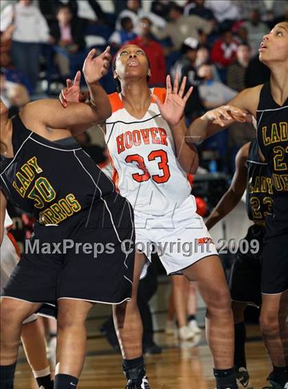 Thumbnail 2 in Hoover vs Hillsboro (T- Mobile Invitational) photogallery.