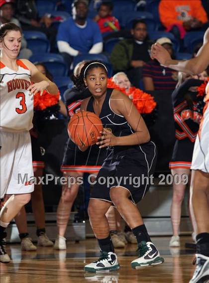Thumbnail 2 in Hoover vs Hillsboro (T- Mobile Invitational) photogallery.