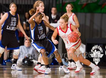 Thumbnail 1 in Lord Botetourt vs. Lee (VHSL AA D3 Semifinal) photogallery.