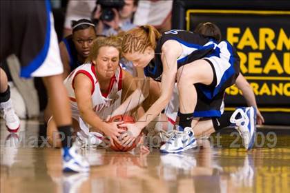 Thumbnail 2 in Lord Botetourt vs. Lee (VHSL AA D3 Semifinal) photogallery.