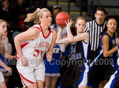 Thumbnail 1 in Lord Botetourt vs. Lee (VHSL AA D3 Semifinal) photogallery.