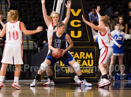 Thumbnail 3 in Lord Botetourt vs. Lee (VHSL AA D3 Semifinal) photogallery.