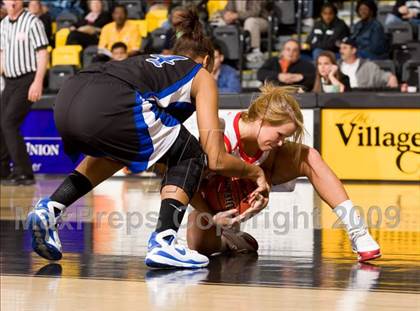 Thumbnail 2 in Lord Botetourt vs. Lee (VHSL AA D3 Semifinal) photogallery.