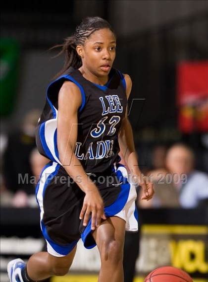 Thumbnail 2 in Lord Botetourt vs. Lee (VHSL AA D3 Semifinal) photogallery.