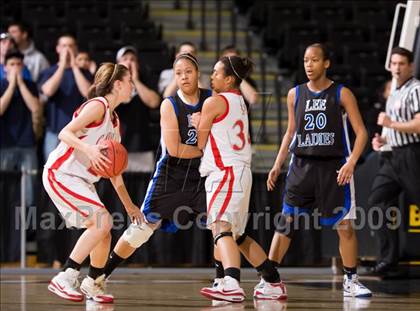 Thumbnail 3 in Lord Botetourt vs. Lee (VHSL AA D3 Semifinal) photogallery.