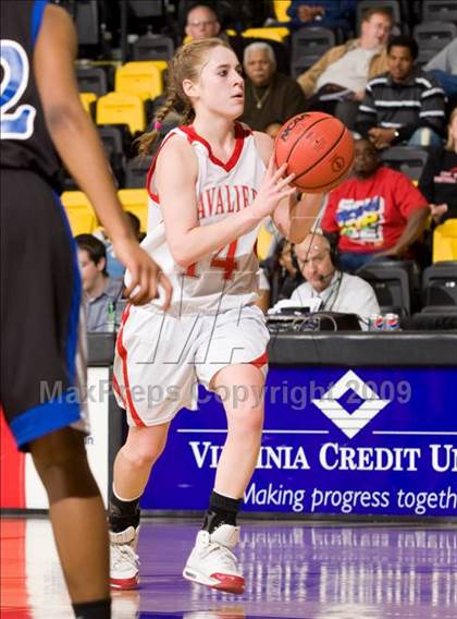 Thumbnail 1 in Lord Botetourt vs. Lee (VHSL AA D3 Semifinal) photogallery.