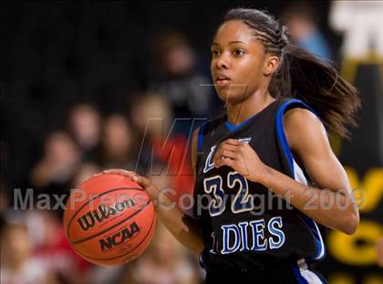 Thumbnail 1 in Lord Botetourt vs. Lee (VHSL AA D3 Semifinal) photogallery.