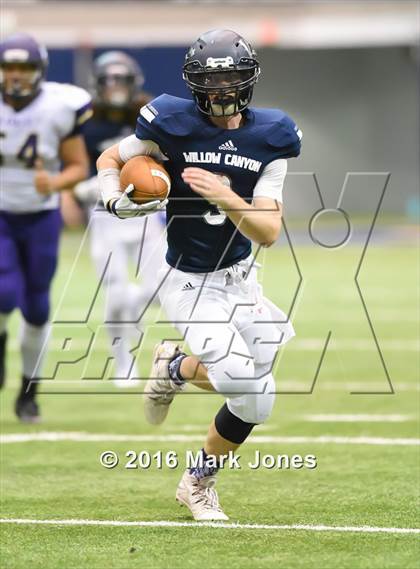 Thumbnail 3 in Lake Havasu vs. Willow Canyon photogallery.