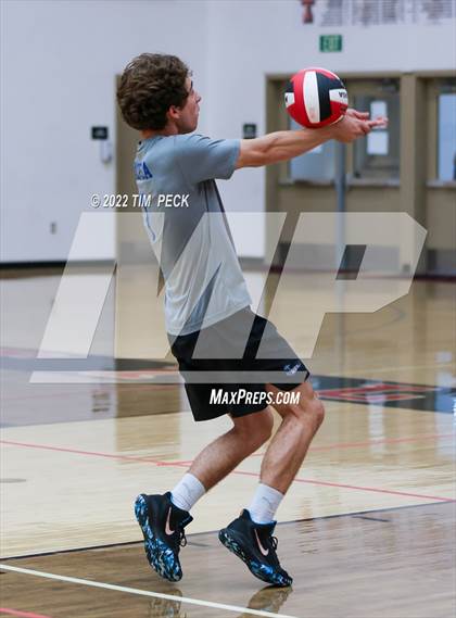 Thumbnail 3 in Pacifica @ Tustin photogallery.