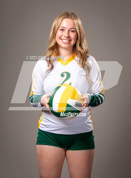 Thumbnail 1 in Casa Grande (Individual - Seniors) photogallery.