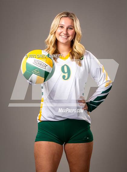 Thumbnail 1 in Casa Grande (Individual - Seniors) photogallery.