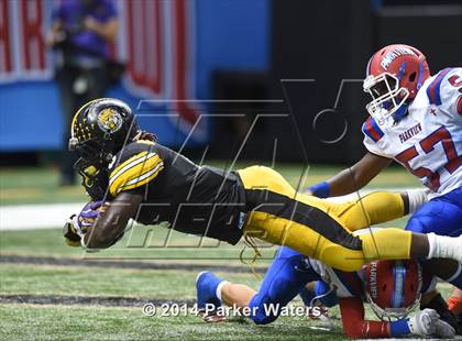 Thumbnail 2 in University Lab vs. Parkview Baptist (LHSAA 3A Final) photogallery.