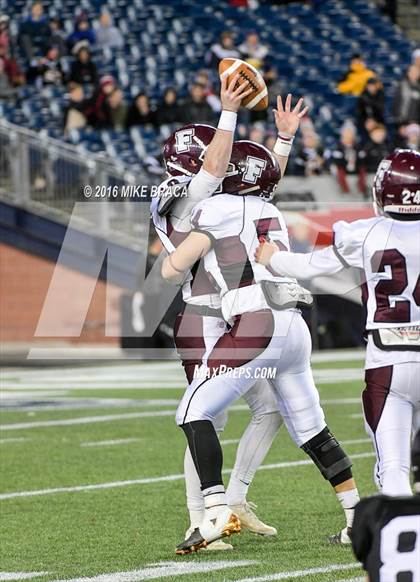 Thumbnail 2 in Marblehead vs. Falmouth (MIAA Division 2A Final) photogallery.