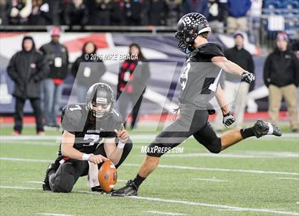 Thumbnail 2 in Marblehead vs. Falmouth (MIAA Division 2A Final) photogallery.