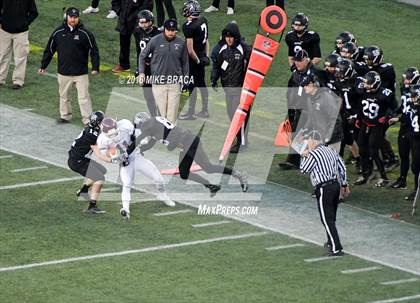 Thumbnail 2 in Marblehead vs. Falmouth (MIAA Division 2A Final) photogallery.