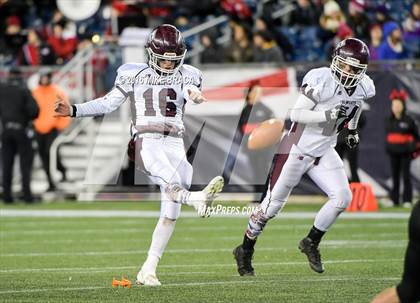 Thumbnail 3 in Marblehead vs. Falmouth (MIAA Division 2A Final) photogallery.