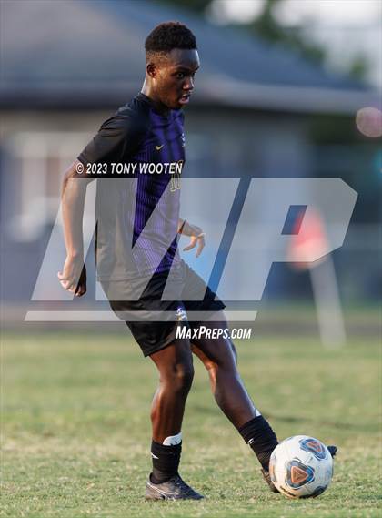 Thumbnail 3 in Douglas Byrd @ Jack Britt photogallery.