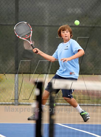 Thumbnail 2 in Ralston Valley vs. Lakewood photogallery.