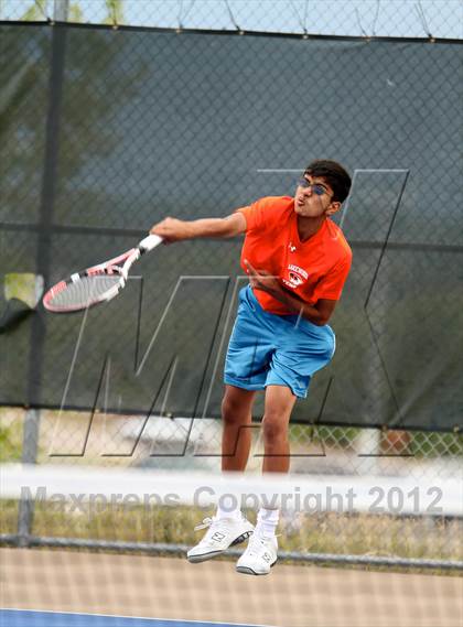 Thumbnail 3 in Ralston Valley vs. Lakewood photogallery.