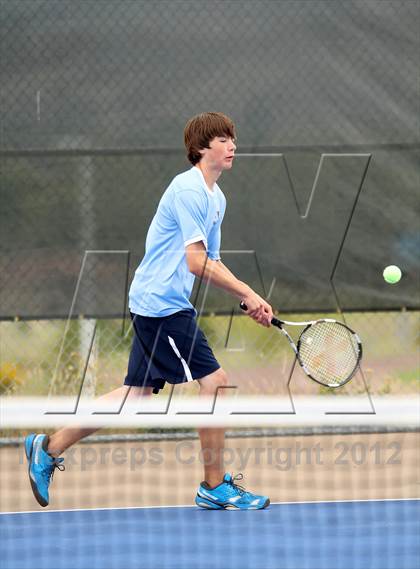 Thumbnail 3 in Ralston Valley vs. Lakewood photogallery.