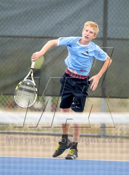 Thumbnail 3 in Ralston Valley vs. Lakewood photogallery.