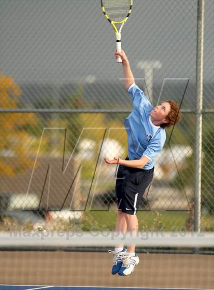 Thumbnail 3 in Ralston Valley vs. Lakewood photogallery.