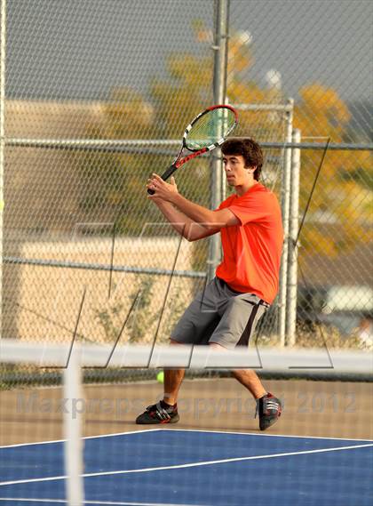 Thumbnail 3 in Ralston Valley vs. Lakewood photogallery.