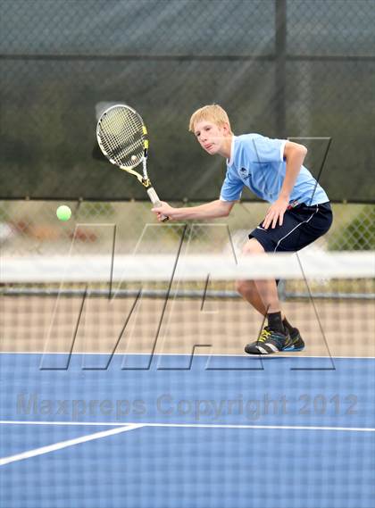 Thumbnail 1 in Ralston Valley vs. Lakewood photogallery.