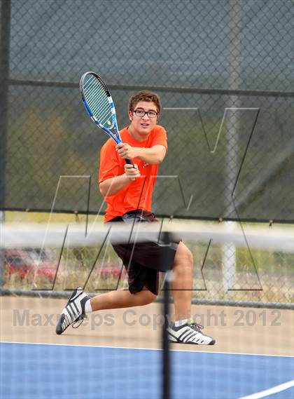 Thumbnail 1 in Ralston Valley vs. Lakewood photogallery.