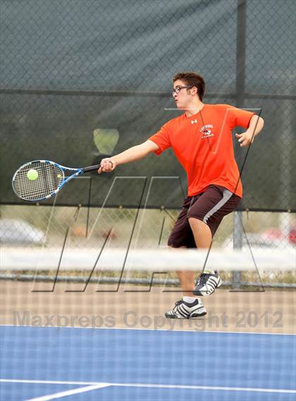 Thumbnail 2 in Ralston Valley vs. Lakewood photogallery.