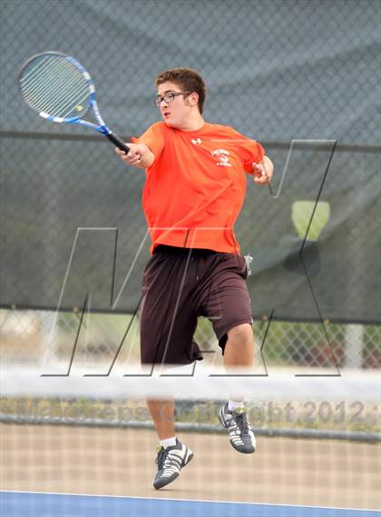 Thumbnail 3 in Ralston Valley vs. Lakewood photogallery.