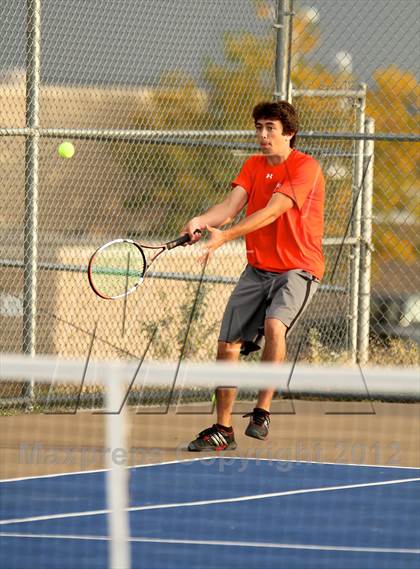 Thumbnail 2 in Ralston Valley vs. Lakewood photogallery.