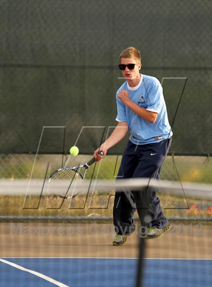 Thumbnail 3 in Ralston Valley vs. Lakewood photogallery.