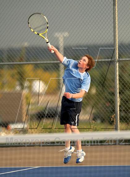 Thumbnail 1 in Ralston Valley vs. Lakewood photogallery.