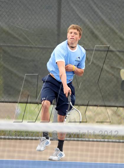 Thumbnail 1 in Ralston Valley vs. Lakewood photogallery.