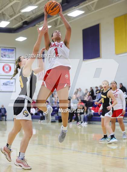 Thumbnail 2 in Cottonwood vs. East (South Mountain Holiday Classic) photogallery.
