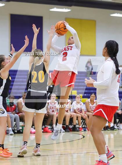 Thumbnail 2 in Cottonwood vs. East (South Mountain Holiday Classic) photogallery.