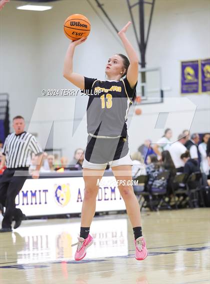 Thumbnail 1 in Cottonwood vs. East (South Mountain Holiday Classic) photogallery.