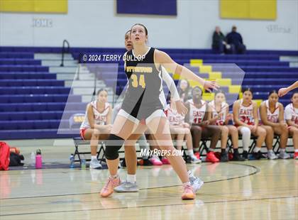 Thumbnail 2 in Cottonwood vs. East (South Mountain Holiday Classic) photogallery.