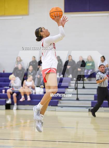 Thumbnail 2 in Cottonwood vs. East (South Mountain Holiday Classic) photogallery.