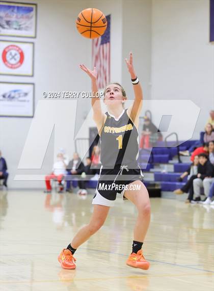 Thumbnail 2 in Cottonwood vs. East (South Mountain Holiday Classic) photogallery.